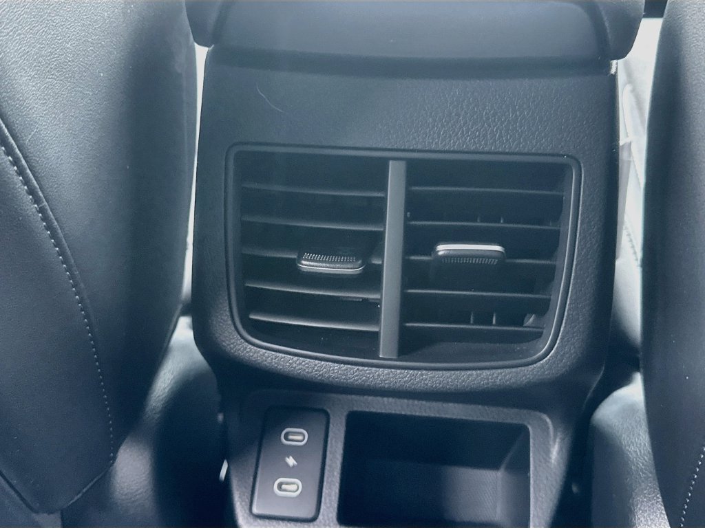 Certified 2025 Kia Seltos S FWD image 24
