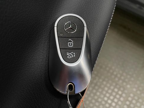 Certified 2026 Mercedes-Benz GLC 300 4MATIC image 33