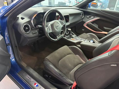Used 2023 Chevrolet Camaro LT RWD image 12