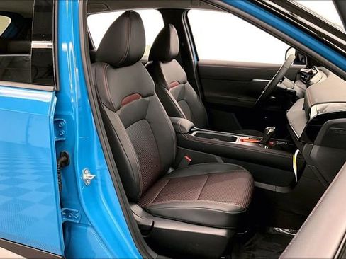 New 2025 Nissan Kicks SR w/ Illumination Package AWD/4WD image 35