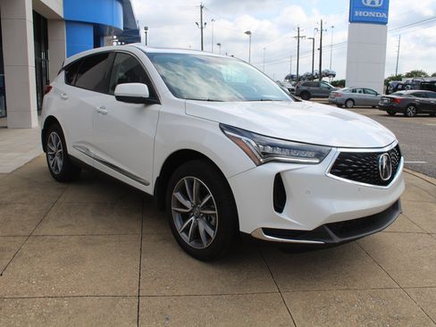 Used 2023 Acura RDX FWD w/ Technology Package image 1
