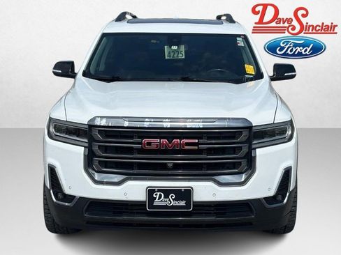 Used 2022 GMC Acadia AT4 w/ Technology Package AWD/4WD image 2