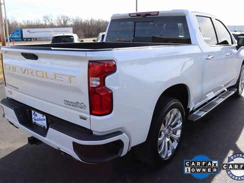 Used 2021 Chevrolet Silverado 1500 High Country w/ Technology Package image 13