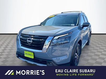 Used 2025 Nissan Pathfinder Platinum