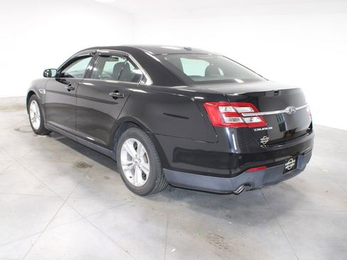 Used 2017 Ford Taurus SEL AWD/4WD image 7