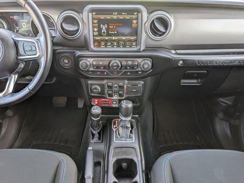 Used 2022 Jeep Wrangler Unlimited Rubicon 4xe w/ Steel Bumper Group AWD/4WD image 7