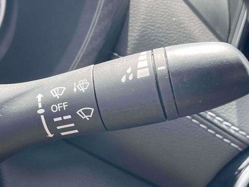 Used 2023 Nissan Sentra SV FWD image 32