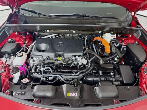 Certified 2024 Toyota Venza Nightshade image 30