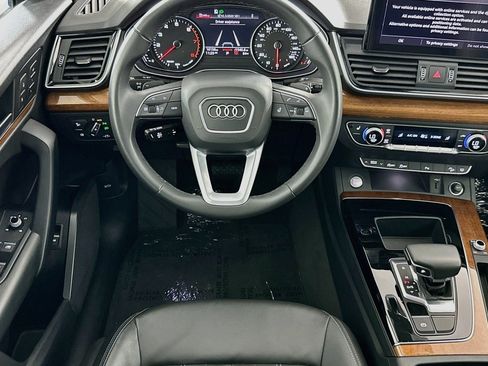 Used 2023 Audi Q5 2.0T Premium w/ Convenience Package AWD/4WD image 5