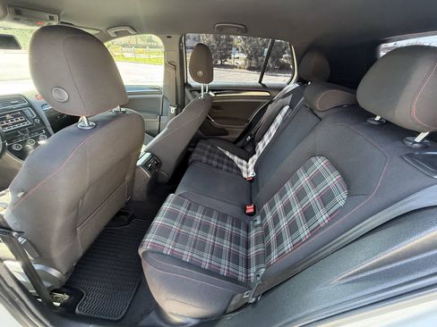 Used 2015 Volkswagen GTI S FWD image 21