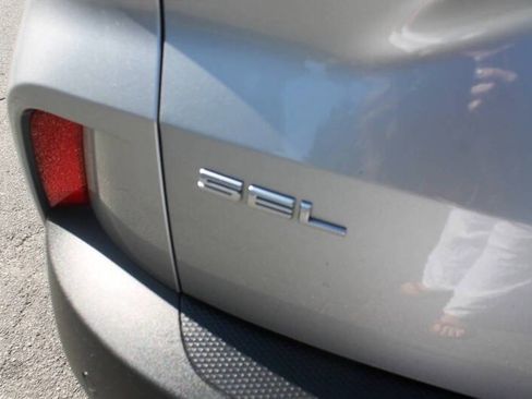 Used 2021 Ford Escape SEL image 10