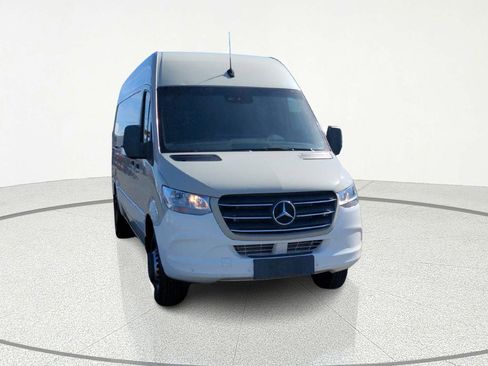 Used 2019 Mercedes-Benz Sprinter 170 image 13
