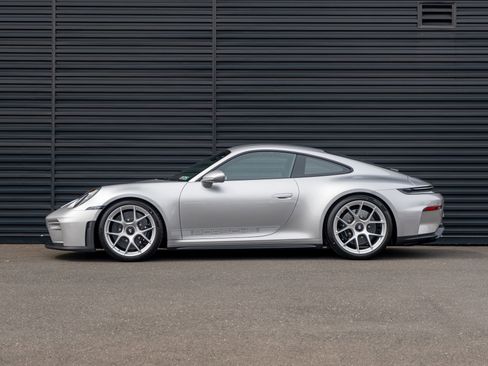 New 2026 Porsche 911 GT3 image 2