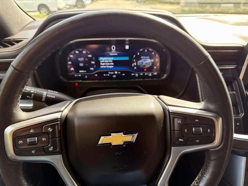 Used 2023 Chevrolet Tahoe Premier AWD/4WD image 25