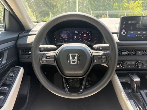 Certified 2026 Honda Accord SE image 21