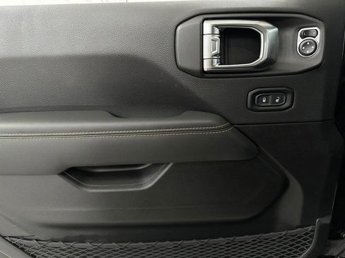 New 2025 Jeep Gladiator Sport w/ Premium Package image 27