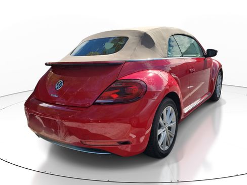 Used 2019 Volkswagen Beetle 2.0T SE image 9