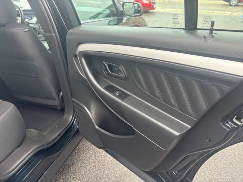 Used 2014 Ford Taurus SEL w/ Equipment Group 201A AWD/4WD image 17