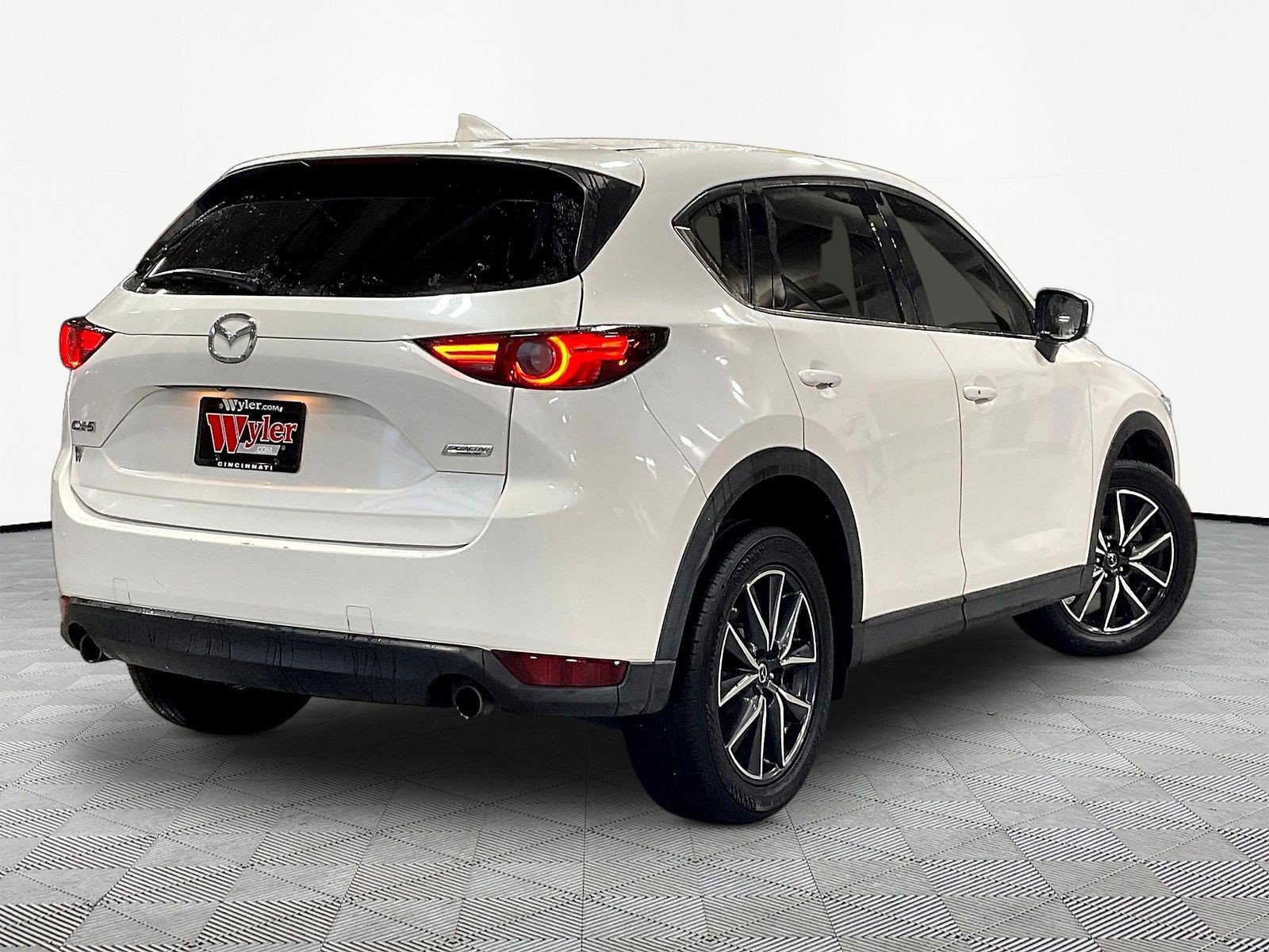Used 2018 MAZDA CX-5 Grand Touring FWD image 6