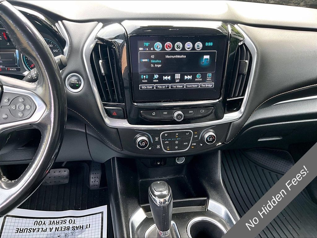 Used 2019 Chevrolet Traverse LT w/ LT Premium Package AWD/4WD image 6