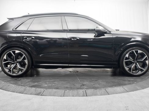 Used 2024 Audi RS Q8 AWD/4WD image 2