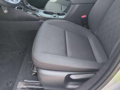 Used 2024 Toyota Corolla LE FWD image 17