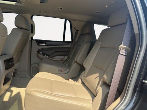 Used 2018 Chevrolet Tahoe Premier AWD/4WD image 14