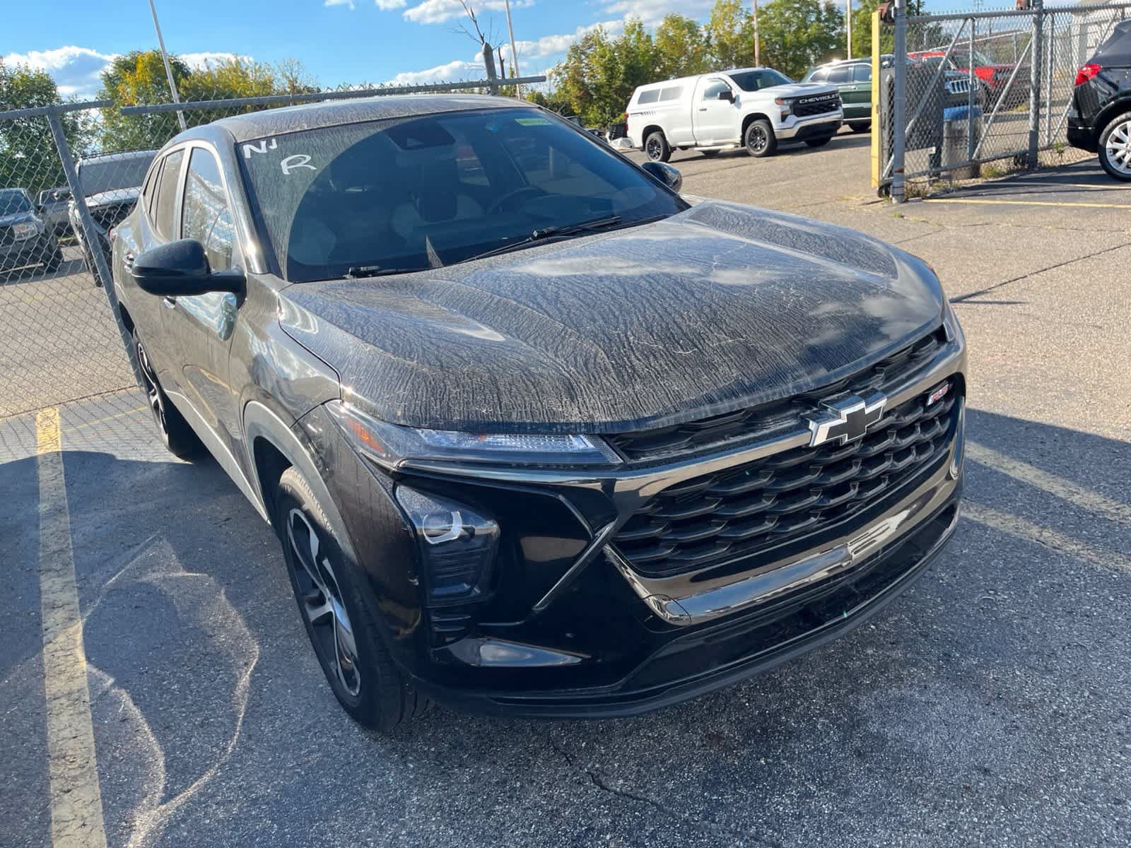 Used 2024 Chevrolet Trax RS FWD image 30