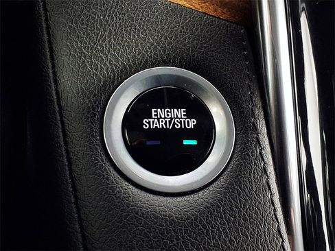 Used 2016 Cadillac Escalade Base image 17