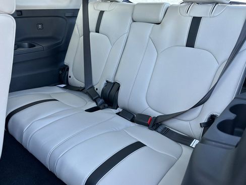 New 2026 Honda Pilot Touring image 16