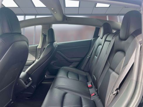 Used 2021 Tesla Model 3 Standard Range Plus RWD image 11