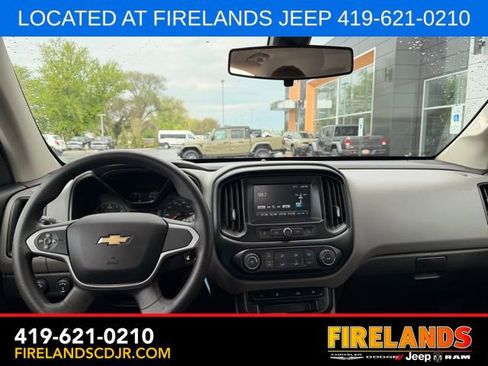 Used 2018 Chevrolet Colorado W/T w/ WT Convenience Package AWD/4WD image 5
