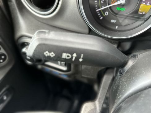 Certified 2023 Jeep Wrangler Unlimited w/ Cold Weather Group AWD/4WD image 26