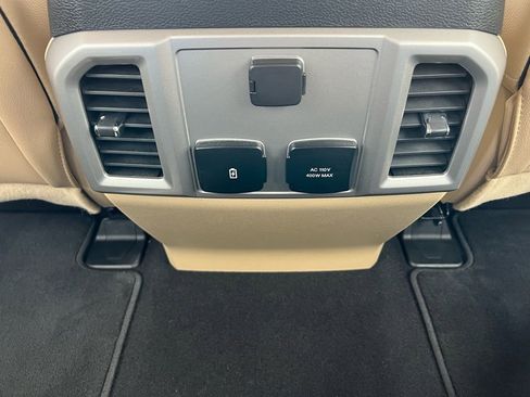 Used 2019 Ford F350 Lariat w/ Chrome Package image 25