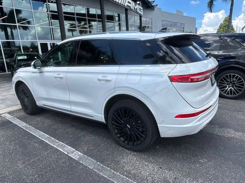Used 2022 Lincoln Corsair Reserve w/ Equipment Group 201A AWD/4WD image 3