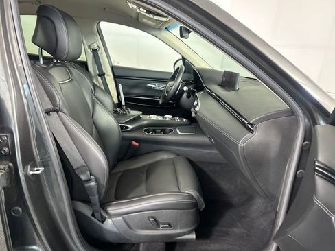 Used 2025 Genesis GV70 2.5T AWD/4WD image 28