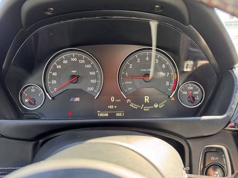 Used 2015 BMW M4 Coupe RWD image 30