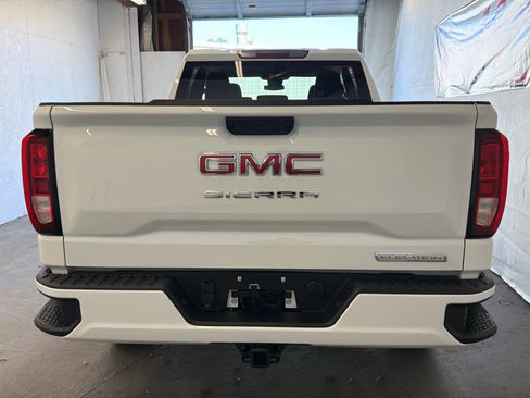 New 2026 GMC Sierra 1500 Elevation image 6