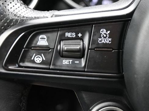 Used 2021 Alfa Romeo Giulia Ti w/ Nero Edizione RWD image 18