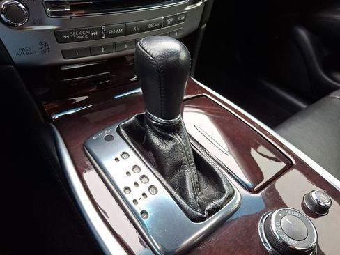 Used 2016 INFINITI Q70 3.7 image 15