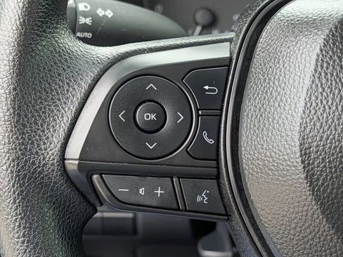 Used 2025 Toyota Corolla LE FWD image 20
