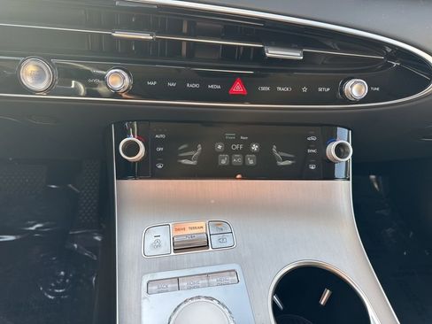 New 2026 Genesis GV70 2.5T Select image 26