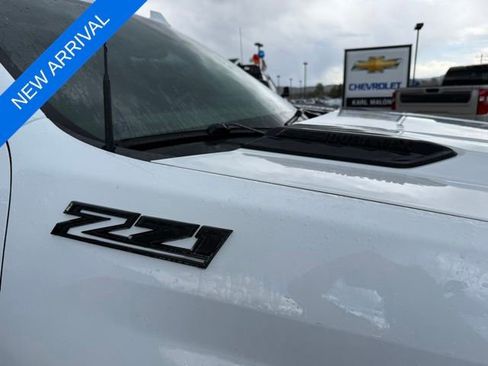 Used 2025 Chevrolet Silverado 3500 LTZ w/ LTZ Plus Package AWD/4WD image 13