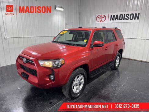 Used 2024 Toyota 4Runner SR5 image 1