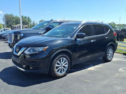 Used 2018 Nissan Rogue SV w/ Premium Package