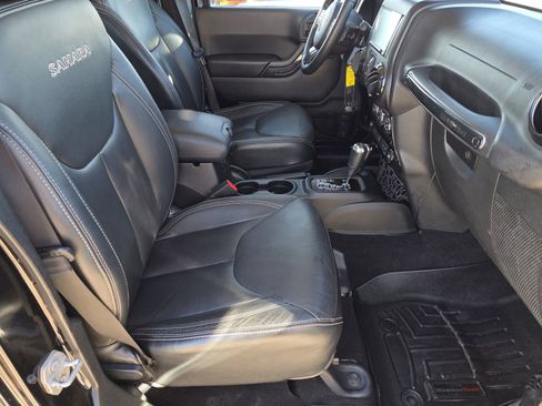 Used 2017 Jeep Wrangler Unlimited Sahara w/ Max Tow Package image 14