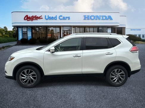 Used 2015 Nissan Rogue SL w/ SL Premium Package AWD/4WD image 2
