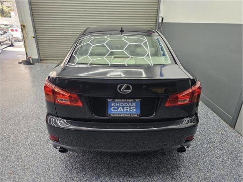 Used 2007 Lexus IS 250 image 4