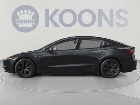 Used 2024 Tesla Model 3 Standard Range RWD image 4