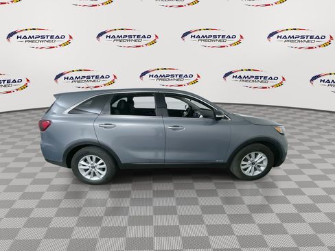 Used 2020 Kia Sorento LX AWD/4WD image 9